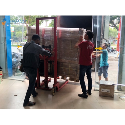 Máy chà sàn công nghiệp ngồi lái CLEPRO C100B (Dùng ắc quy) 8